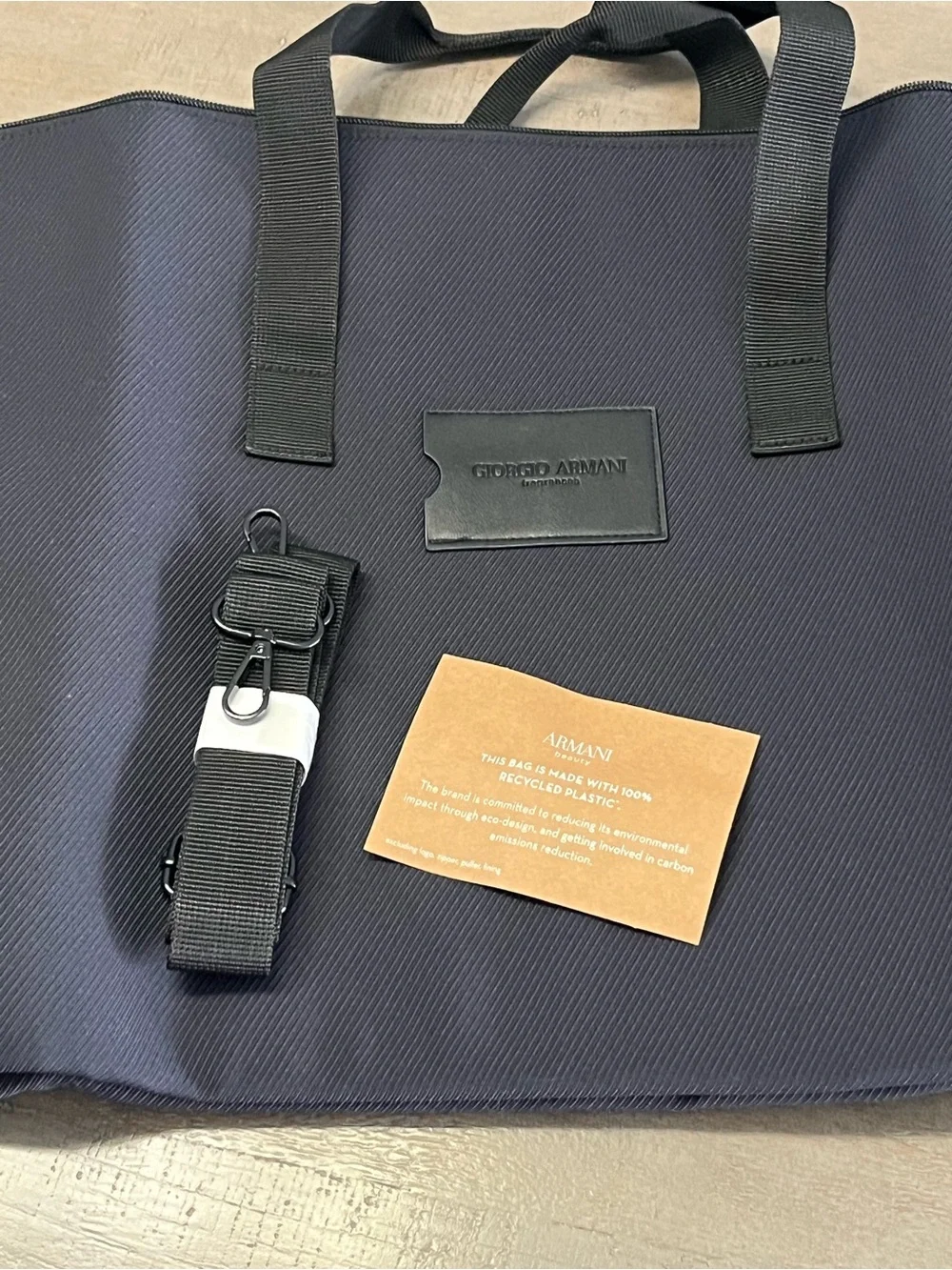 👜 Giorgio Armani Fragrances Navy Blue Weekender Travel Tote Bag NWT
